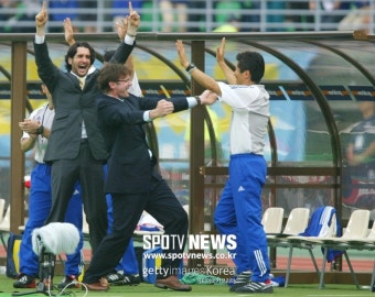 [단독인터뷰] 트루시에 ① 2002년 이후 한일 축구, 