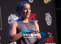 [포토S] 메이시 바버, 미녀 파이터의 환한 미소