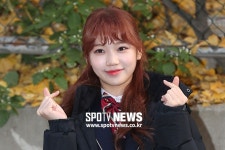(주)녹채원현대고등학교 | [포토S] 아이즈원 채원, 수능 대박!