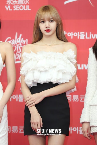 [포토S] 블랙핑크 리사, 보호본능 일으키는 몸매