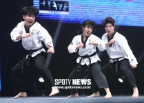 [포토S] 미르메E, 힘차게