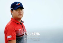 2R 단독 선두 임성재 3R 열리는 날 생일…좋은 선물 받았으면