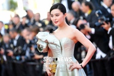 미운털 박힌 판빙빙, 할리우드영화 355로 활동재개…中투자는 철회