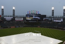 3시간 우천중단, 오목 두는 토론토-화이트삭스 SNS 화제