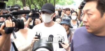 박형식, 현역 입대 '진짜 사나이' 되다 [영상]