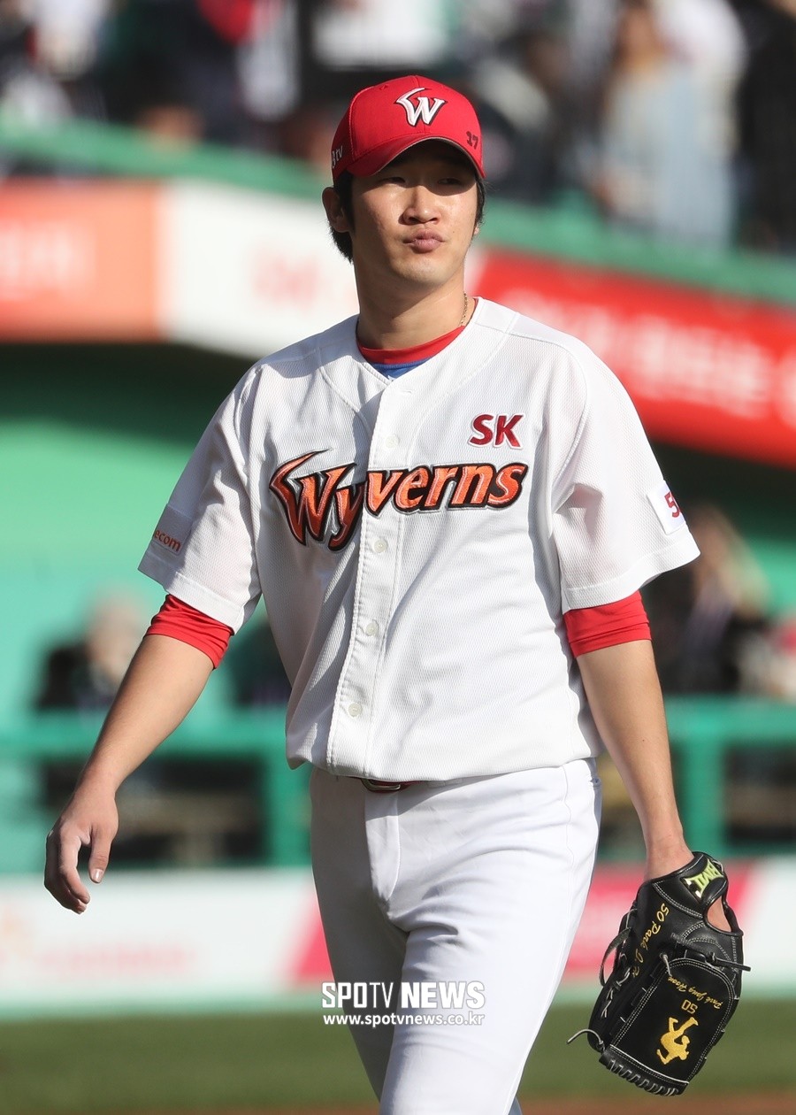 한화, SSG 꺾고 11연승! 폰세 11승째, 리베라토 홈런으로 시즌 1위 자리 유지
