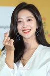 [포토S] 조보아, 흑발 변신 후 리즈 미모 폭발!