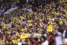 [포토S] LG 팬들, 이대로 못 끝내!