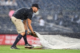 [ALCS4 게임노트] 4차전 우천연기, 양키스는 선발 다나카 예고