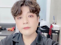 31kg 감량 신동, 날카로워진 턱선 자랑…꽃미남 다 됐네