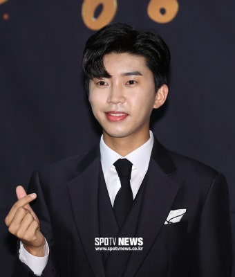 [포토S] 임영웅, 하트 뿅! | 포토뉴스