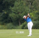 [포토S] 유해란, 우승으로 향하는 아이언샷