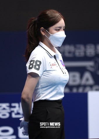 [포토S] 이주희, 프로당구 미녀 심판