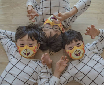 송일국, 새해맞이 삼둥이 근황 공개…어느새 훌쩍 커서 한 화면에 꽉차네