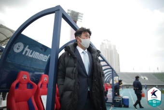 ‘2-4 역전패’ 김도균 감독 “수비수들의 집중력 아쉬워”