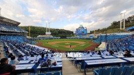 [SPO 대구] 치열한 1, 2위 싸움 1일 삼성-LG전 매진…라팍 시즌 1호
