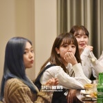 [포토]유튜러버 혜서니-임선비 마이민, 혼자 안 먹고 관리하기 있음?!