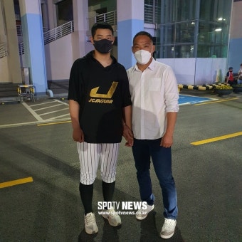 [SPO 인터뷰] '단단해진 156' 문동주 “울지 않았다. 목표가 생겨 더 좋다”
