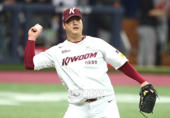 [고척 게임노트] '돌아온 조상우+9회 끝내기' 키움, 한화에 4-3 역전승