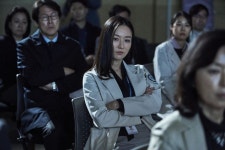 닥터브레인 안미나, 뇌 과학 연구원으로 변신…냉철한 눈빛과 카리스마