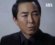 배우 박용기, 만취 운전 중 보행자 들이받아 징역 8월 법정구속