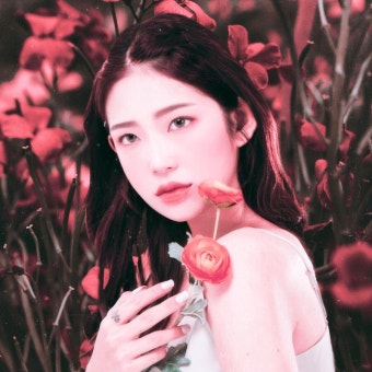 최진실의 딸 최준희, 화제의 패션모델로 눈길 모으며 변화된 미모 과시