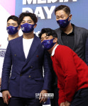[포토S] 김광현, 신수-대호 형 앞에서