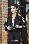 [포토]H클럽에서 레깅스로 건강미 뽐내는 유빈