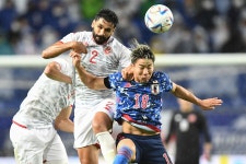 '졸전+실책 남발' 일본, 튀니지에 0-3 충격 패