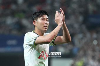 [포토S] 손흥민, 팬서비스도 완벽