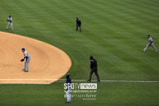 투수가 시간 끌면 볼, 시프트 걸어도 볼…MLB 달라진다