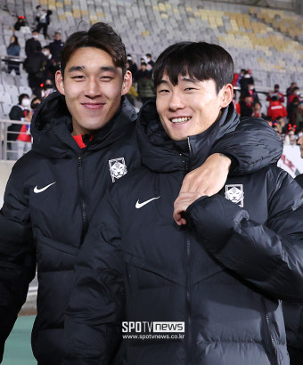 [포토S] 송민규-엄원상, '월드컵에서 멋진 활약 펼칠게요'