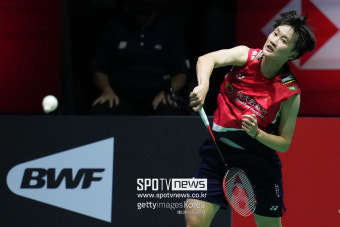 [BWF 파이널] 안세영, '숙적' 천위페이에 완패…파이널 4강 진출 실패