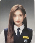 아이브 이서, 중학교 졸업사진 보니…완성형 비주얼 반짝