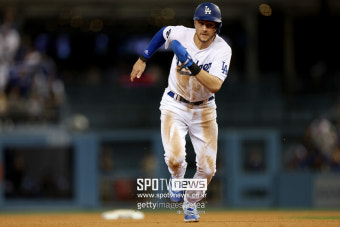 김하성, 톱클래스 공인은 아직인가… MLB 선정 '유격수 TOP 10' 제외