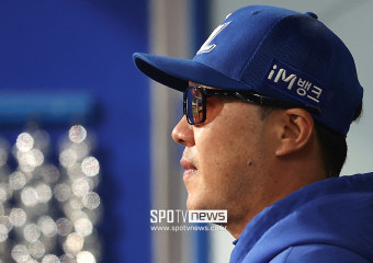 [포토S] 경기 지켜보는 박진만 감독