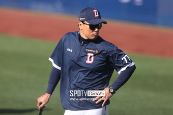 부상 아니면 1할 타자뿐…뚝심의 이승엽, 언제까지 인내할까