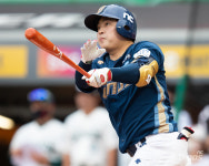 2월 늦깎이 FA→0.524 장외 타격왕 권희동, NC 타격 불쏘시개 됐다