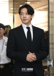 [포토S] 출석하는 유아인