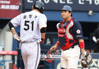 [포토S] 유강남, '묘한 기분이야'