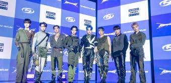 에이티즈, 美 '빌보드 200' 2위…중소 기획사 최고 기록