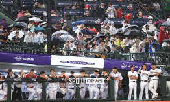 [포토S] 비 맞으며 즐기는 올스타전