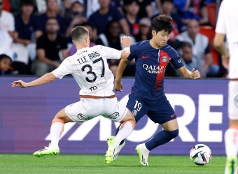 음바페·네이마르 대신 이강인 선발 출전…PSG, 개막전서 로리앙과 0-0 무승부