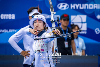 김우진, 양궁 파리 월드컵 남자 개인전-단체전 우승…한국, 금메달 4개 획득(종합)