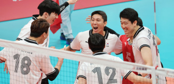 [아시안게임] 17년 만의 금메달 목표→11년 만의 인도전 패배…남자 배구, 시작부터 '항저우 참사' 위기