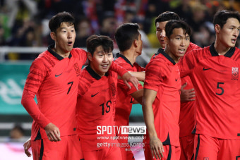 대표팀 측면 → PSG 미드필더, 엔리케 이강인 활용법 달라진다