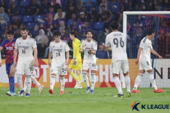 [현장 REVIEW] 조호르 원정 진짜 어렵다... 울산 1-2 충격패 '설욕 실패'