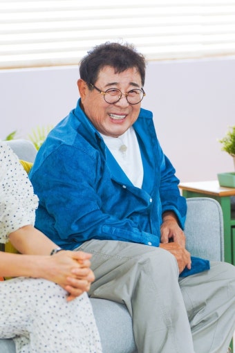 백일섭 