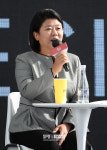 [단독]이정은, '경주기행' 합류…공효진·박소담과 특급 모녀 캐스팅