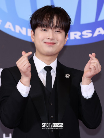 [포토S] 이찬원, 깔끔한 외모!